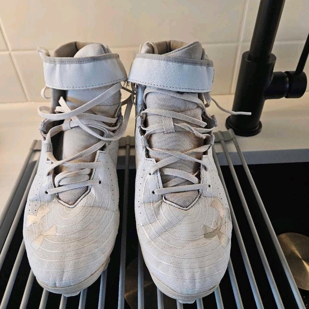 White High-Top Sneakers with Straps